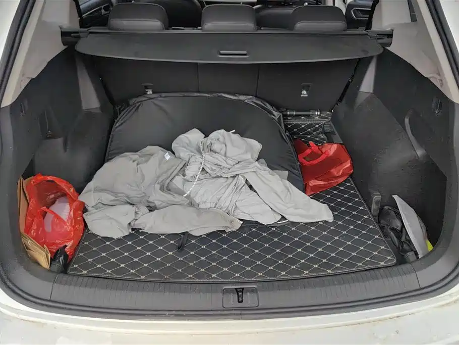 Volkswagen Tiguan L 2023 — фото 4