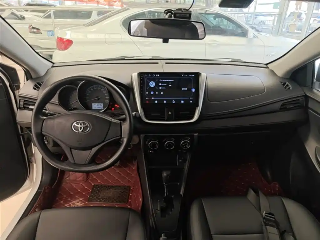Toyota Vios 2017 — фото 10