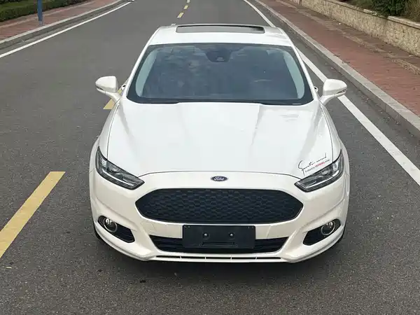 Ford Mondeo 2014