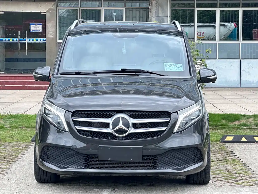 Mercedes-Benz V-Class 2021 — фото 2