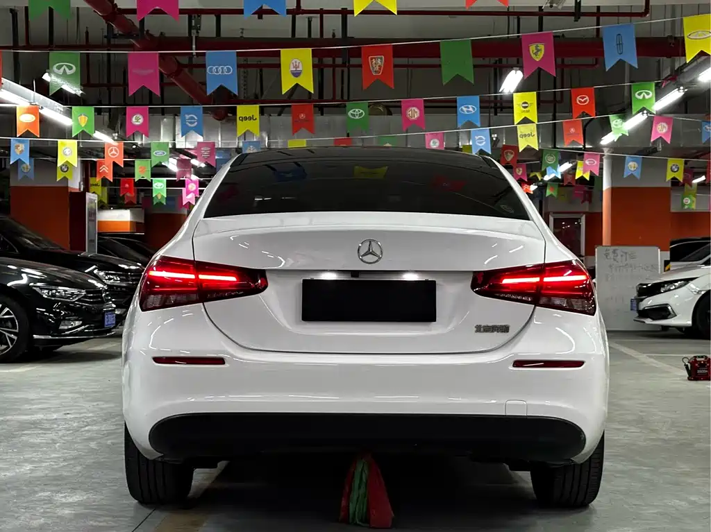 Mercedes-Benz A-Class 2021 — фото 14