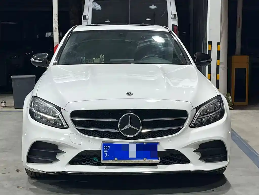 Mercedes-Benz C-Class 2020