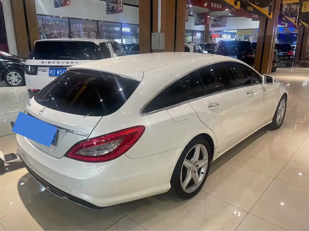 Mercedes-Benz CLS 2014 — фото 10