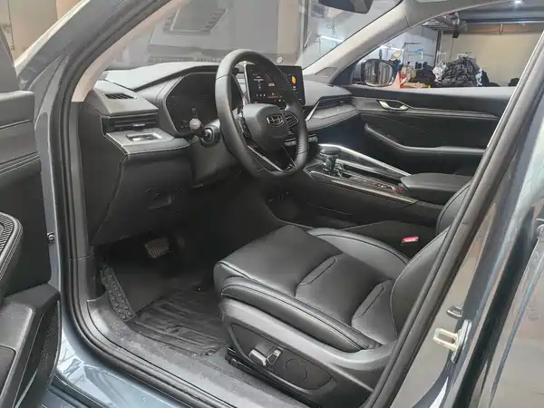 Geely Xingrui 2021