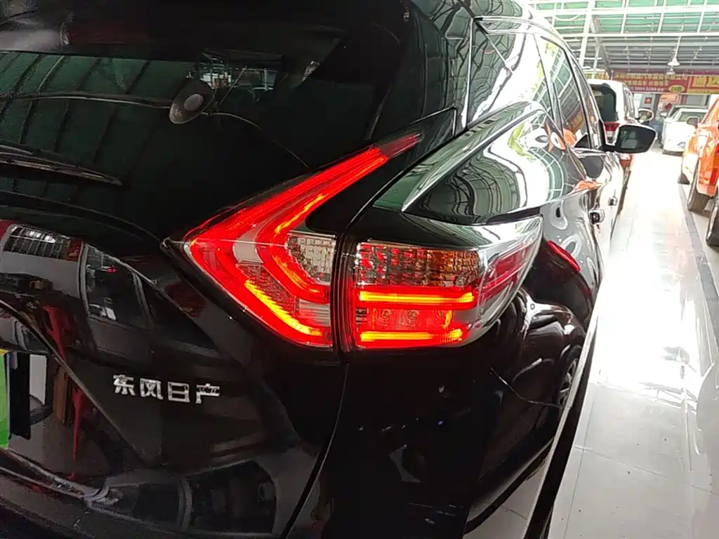Nissan Murano 2018 — фото 8