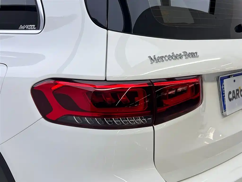 Mercedes-Benz GLB 2022 — фото 11