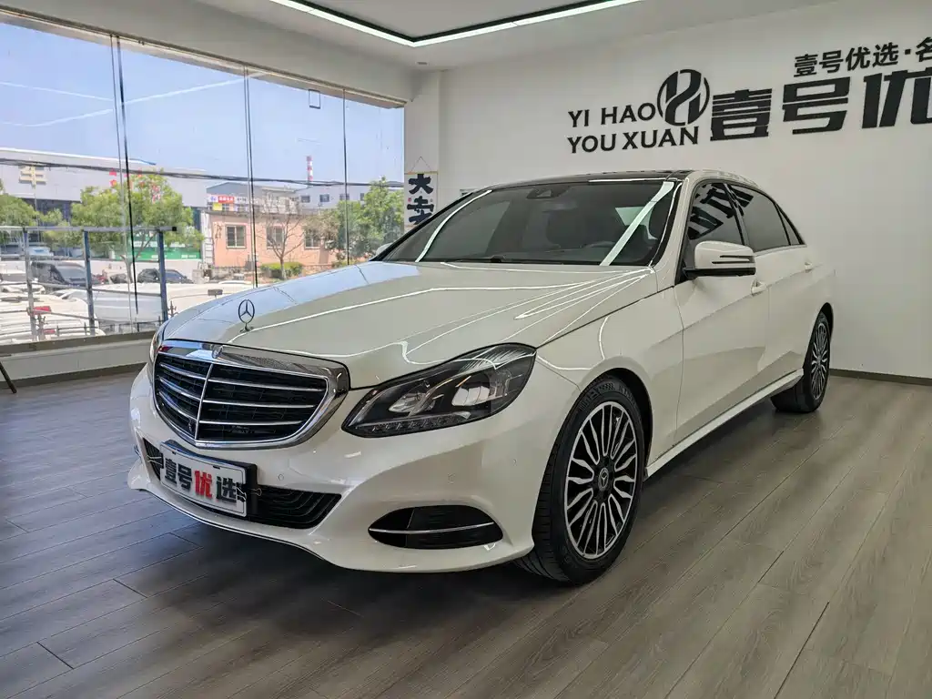 Mercedes-Benz E-Class 2015 — фото 1