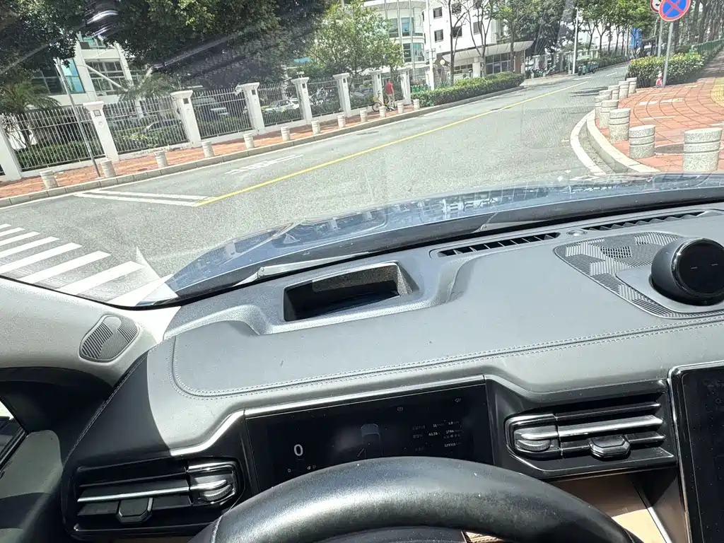 NIO ES8 2019 — фото 9