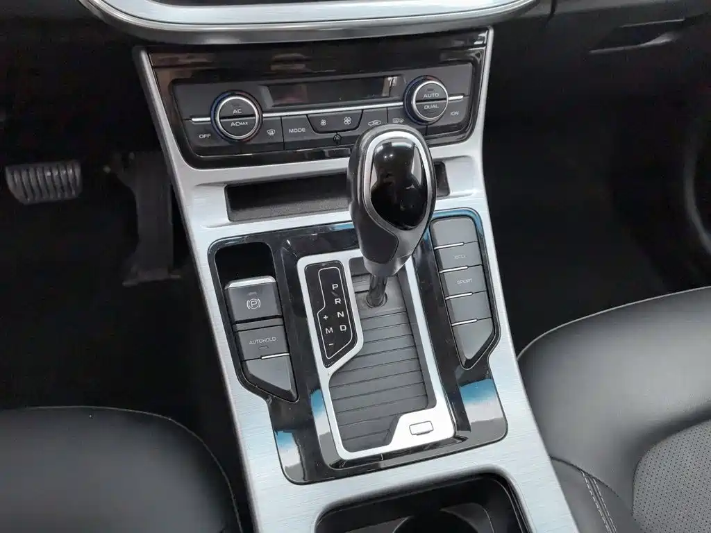 Geely Emgrand GS 2020 — фото 13