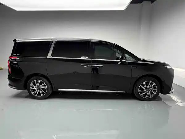 Maxus G90 2023