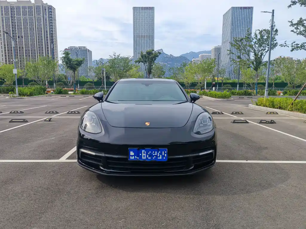 Porsche Panamera 2020 — фото 2