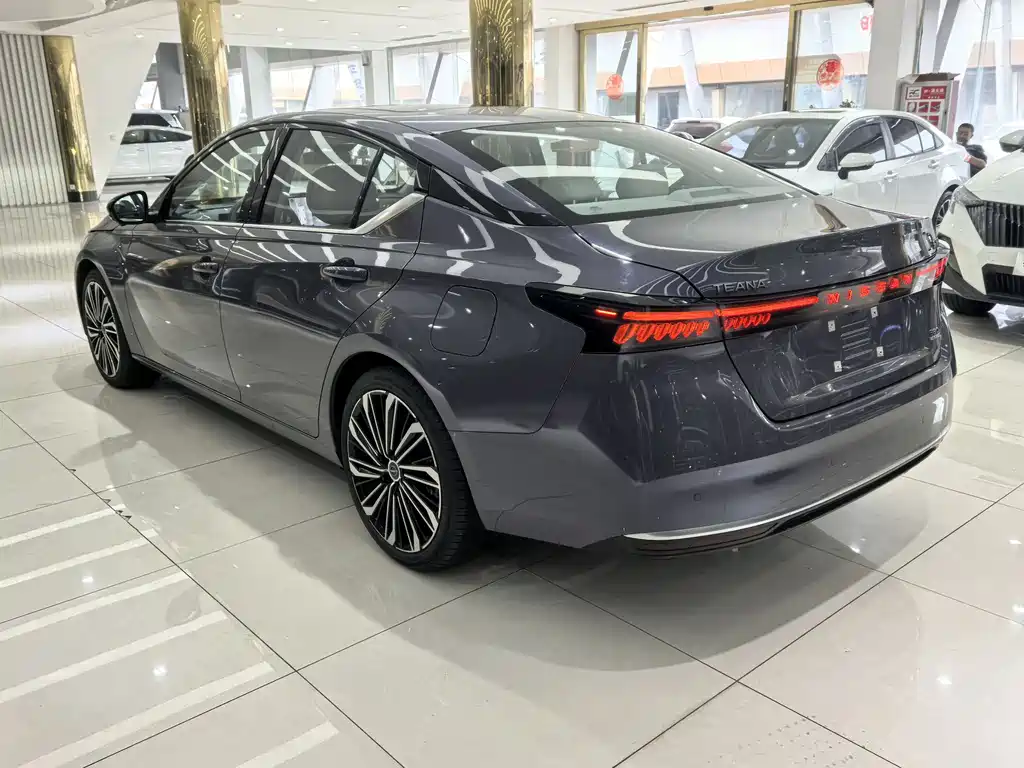 Nissan Teana 2025 — фото 13