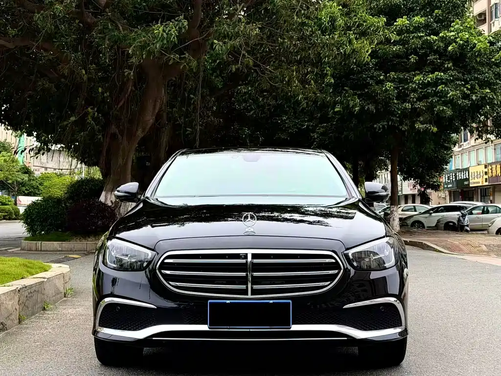 Mercedes-Benz E-Class 2021 — фото 1
