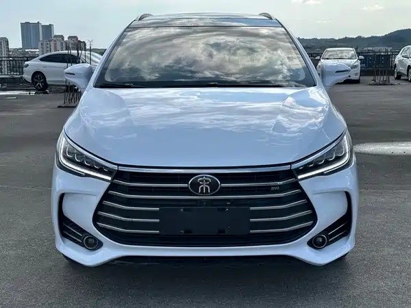 BYD Song MAX 2017