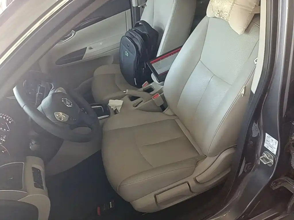Nissan Sylphy 2019 — фото 15