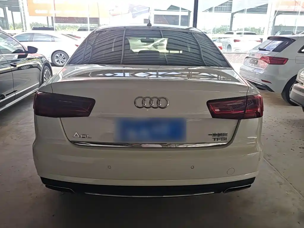 Audi A6L 2016