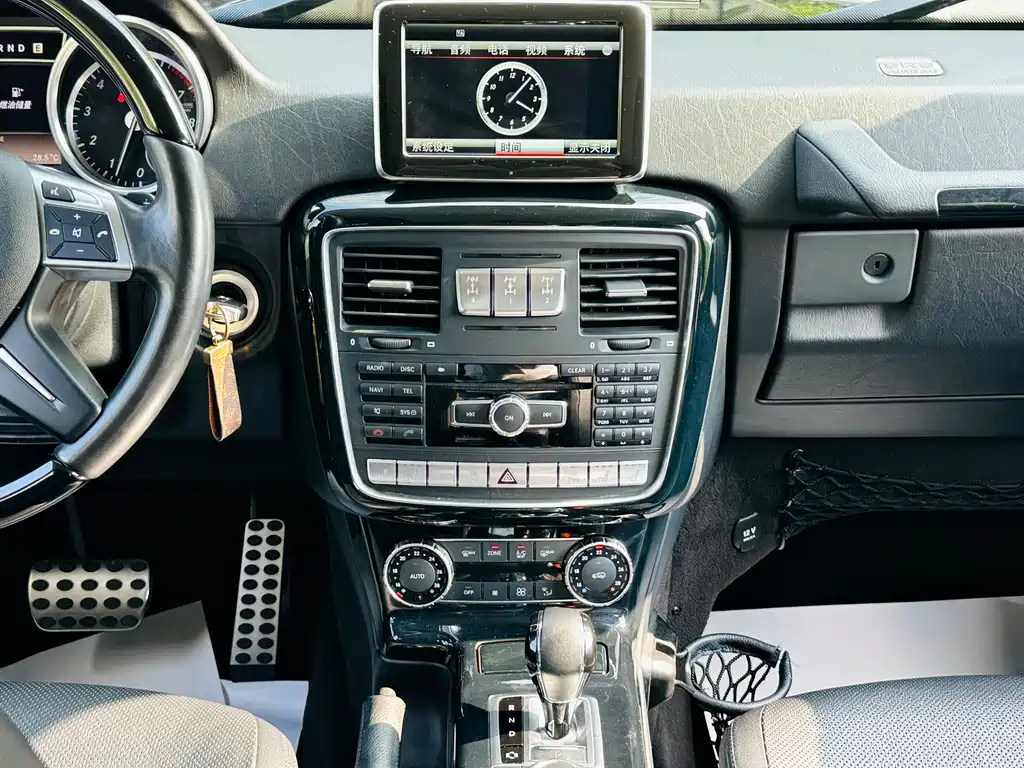Mercedes-Benz G-Class 2015 — фото 22