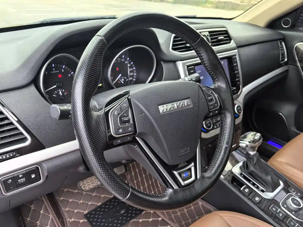 Haval H6 Coupe 2017 — фото 16