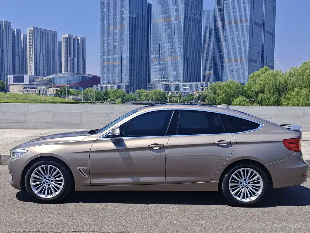 BMW 3 Series GT 2015