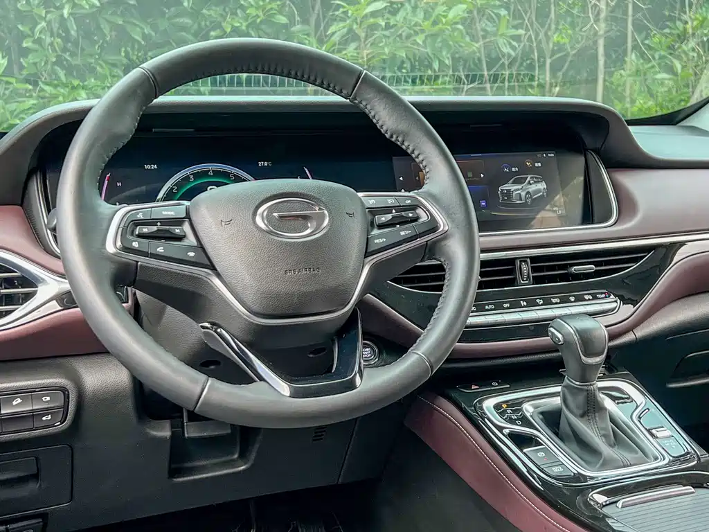 GAC Motor Trumpchi M6 2023 — фото 11