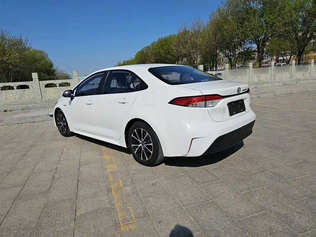 Toyota Levin 2023 — фото 15