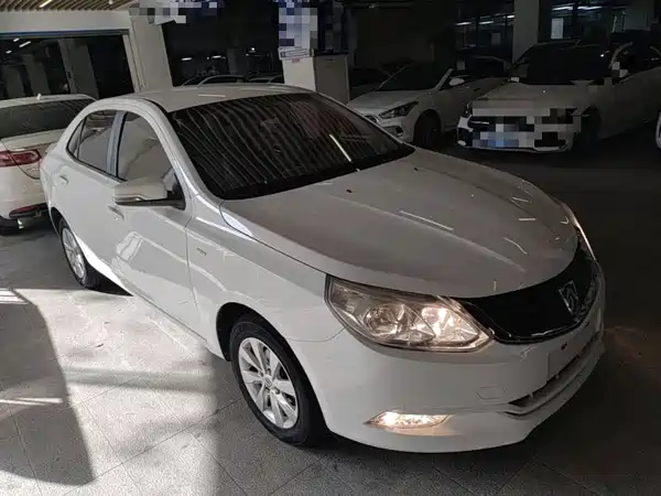 Baojun 630 2015
