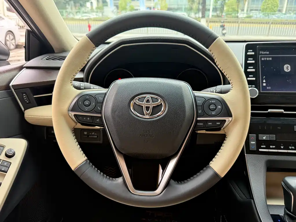 Toyota Avalon 2019 — фото 9