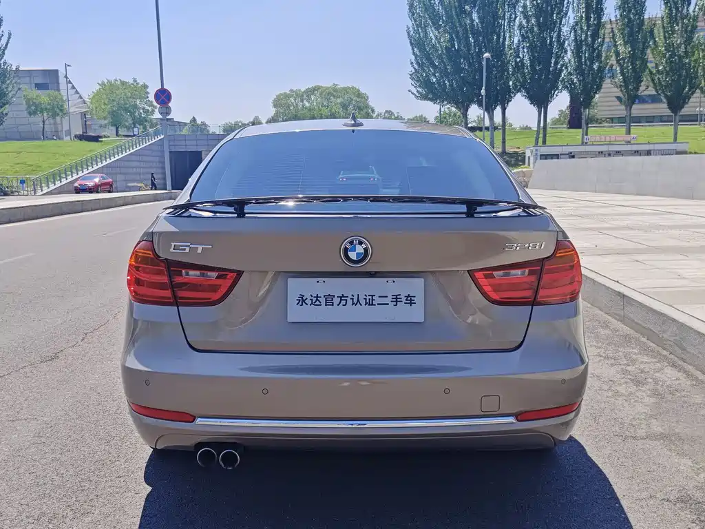 BMW 3 Series GT 2015