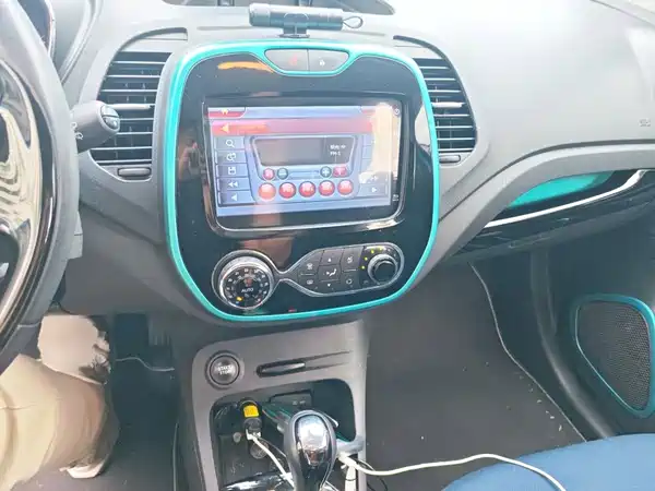 Renault Card Bean 2015