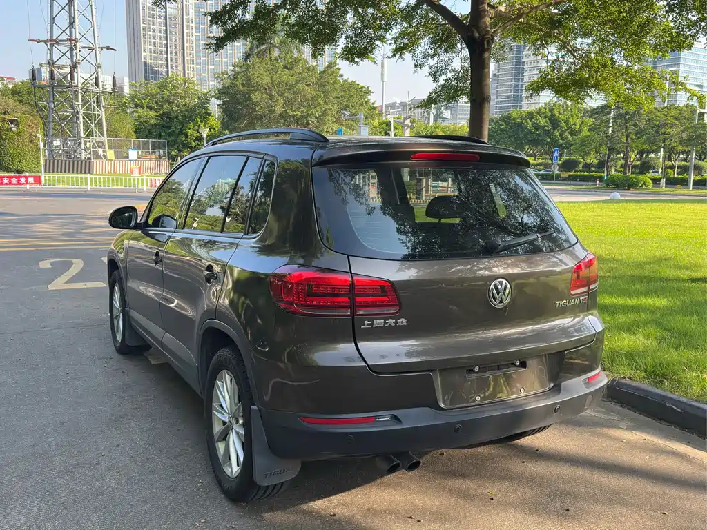 Volkswagen Tiguan 2015