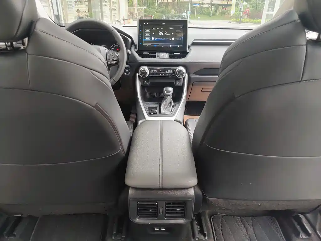 Toyota Wildlander 2021 — фото 14