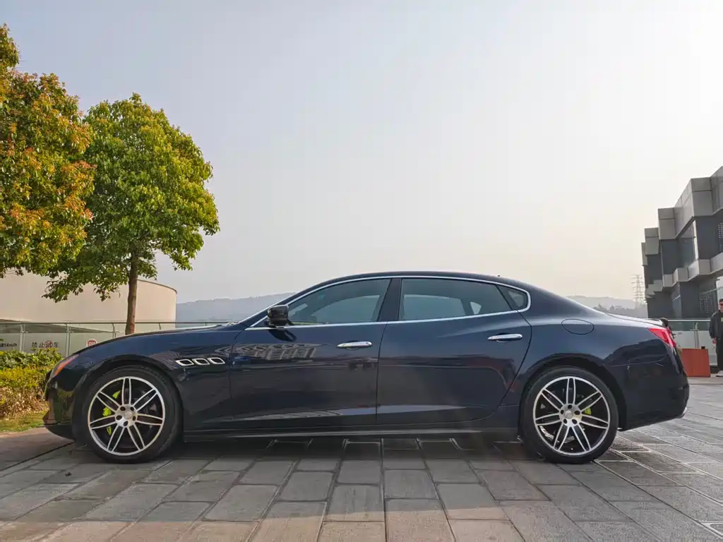 Maserati Quattroporte 2015 — фото 4