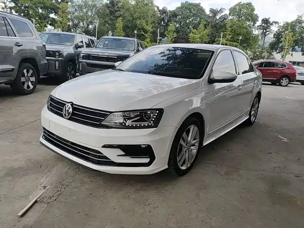 Volkswagen Sagitar 2019