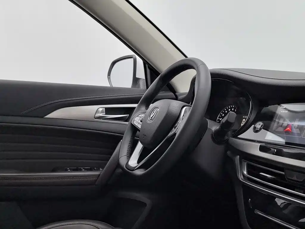 Changan CS35PLUS 2020 — фото 22