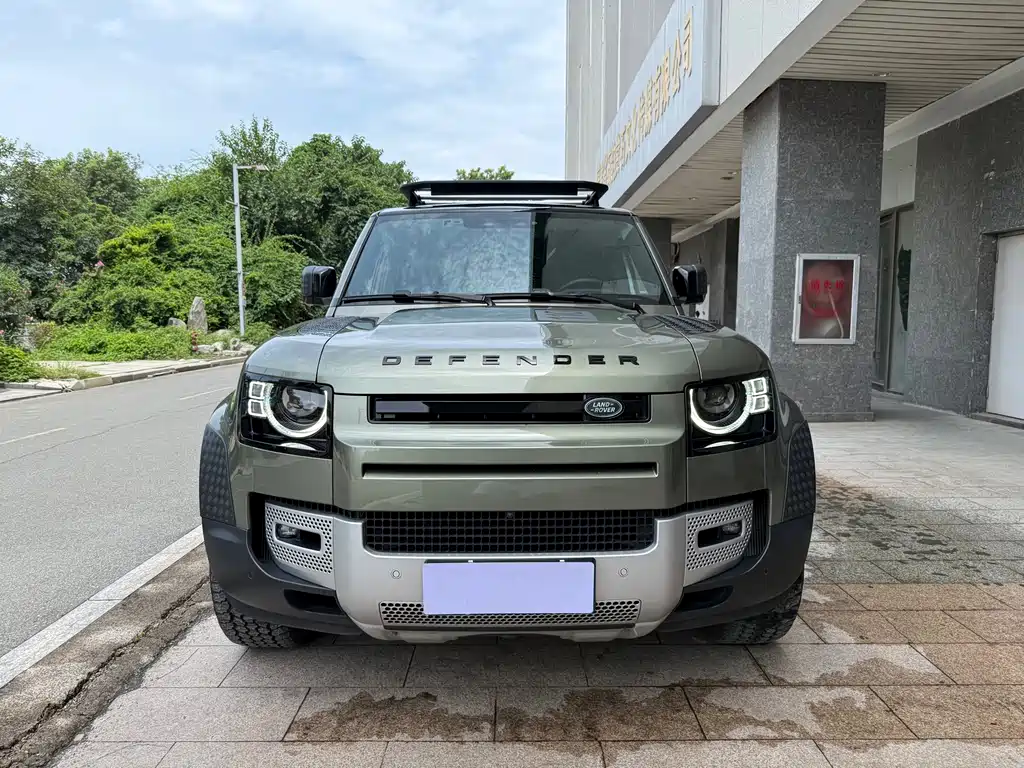 Land Rover Defender 2023 — фото 2