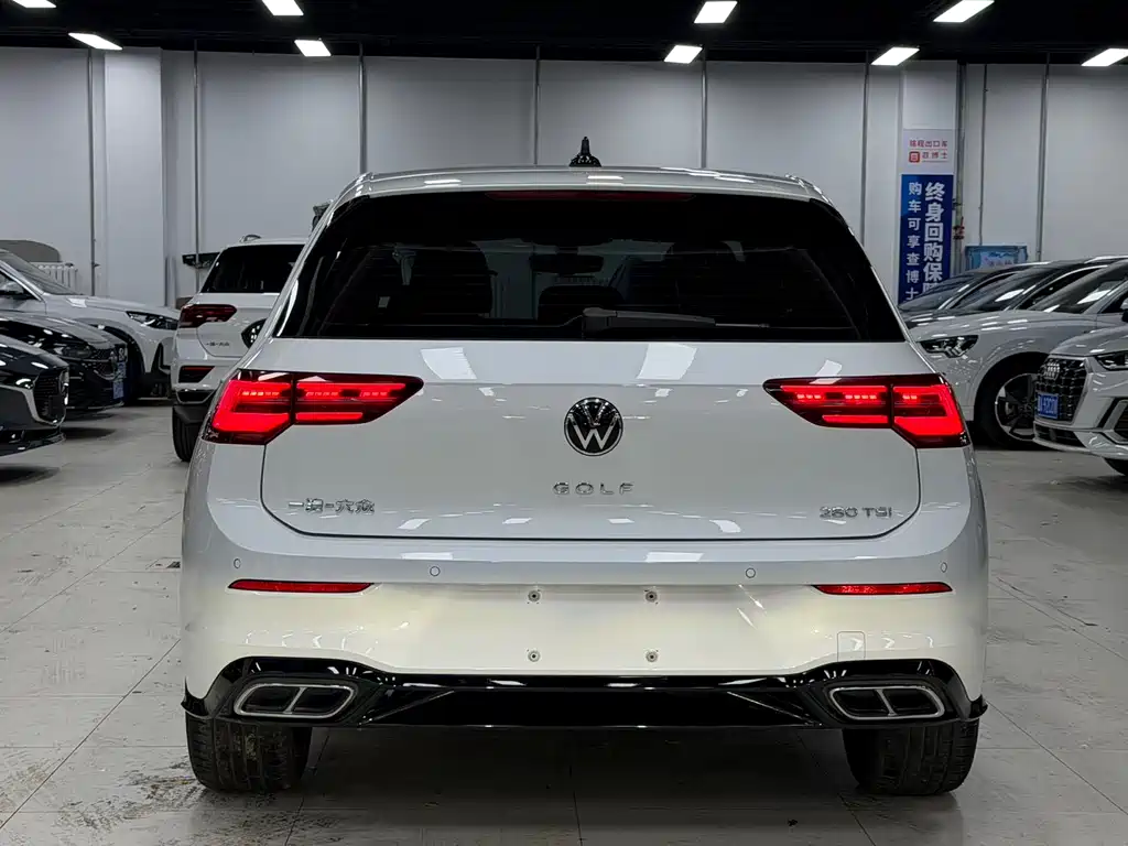 Volkswagen Golf 2023