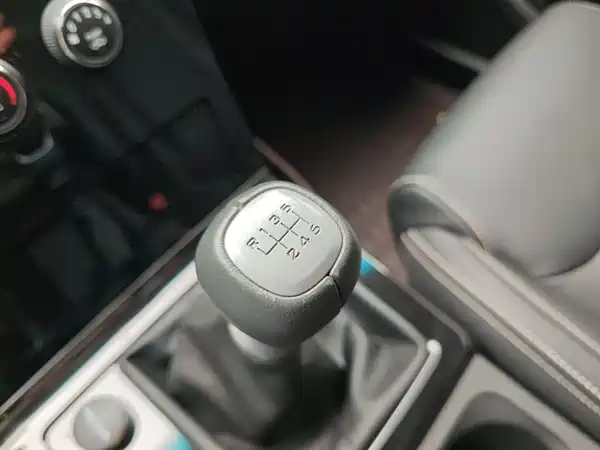 Wuling Journey 2021