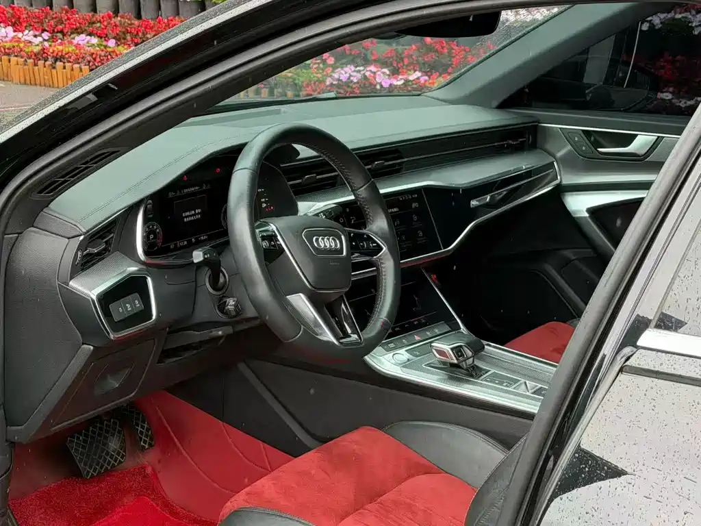 Audi A6L 2020