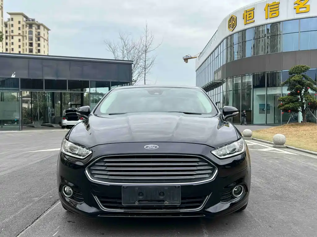 Ford Mondeo 2015 — фото 2