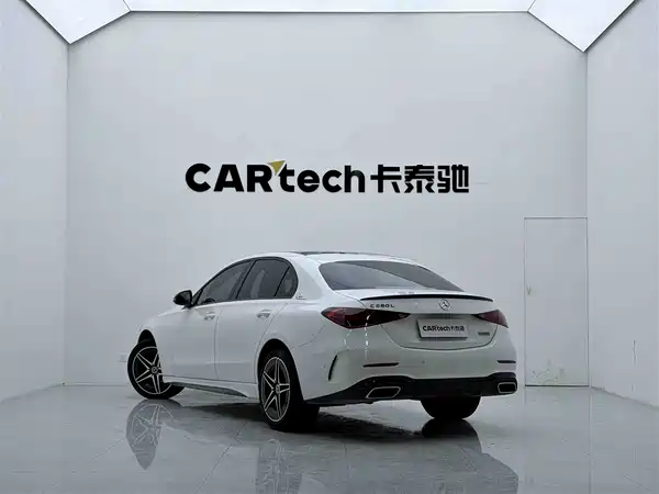 Mercedes-Benz C-Class 2024