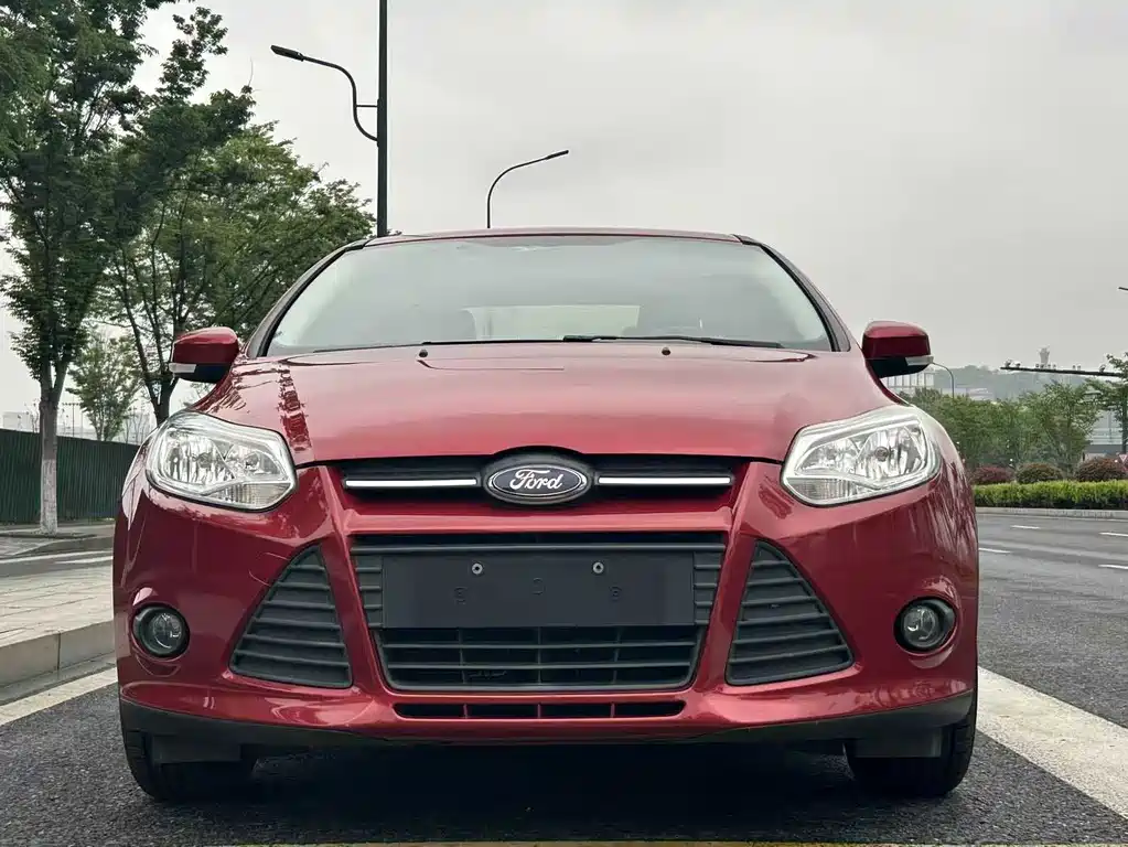 Ford Focus 2015 — фото 2