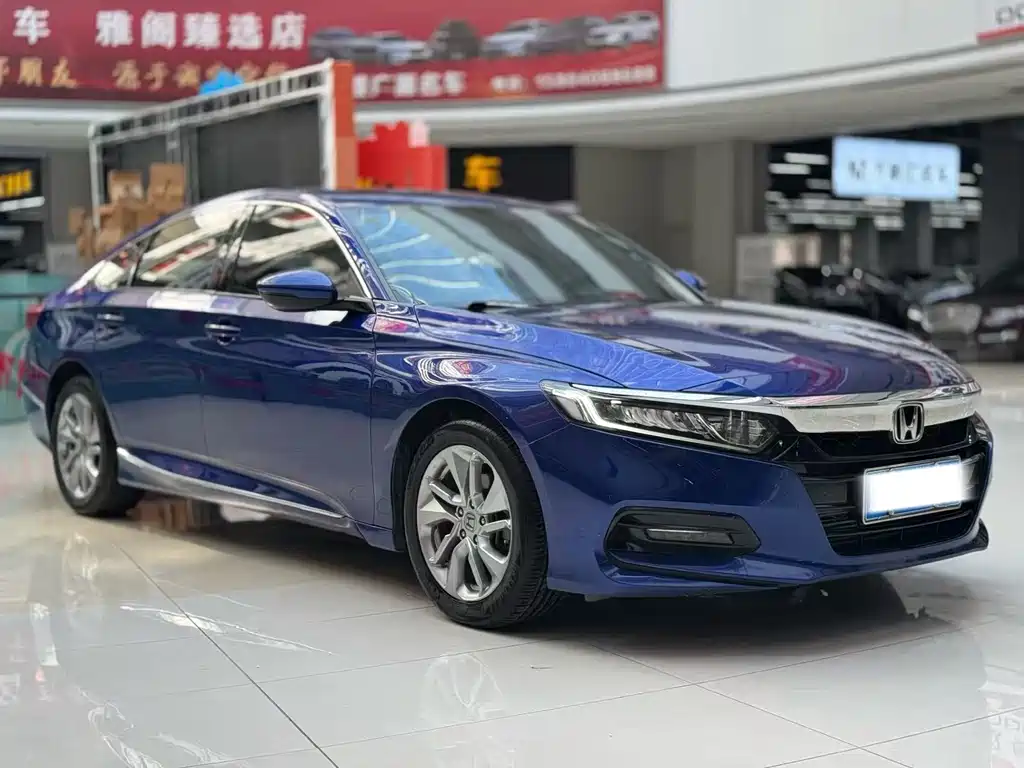 Honda Accord 2018 — фото 3