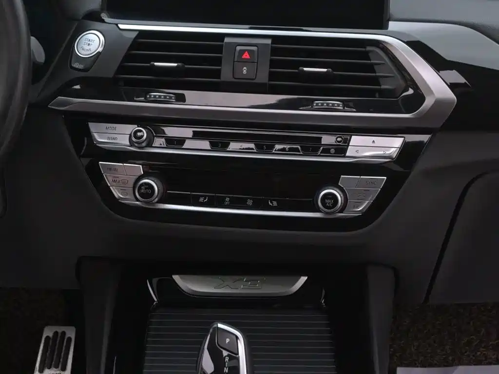BMW X3 2019 — фото 11