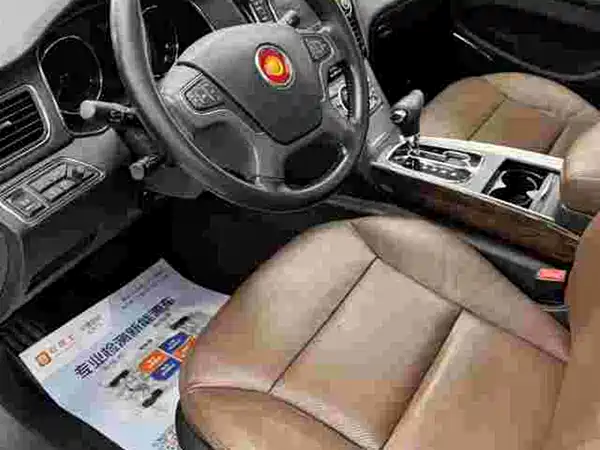 Hongqi H7 2016