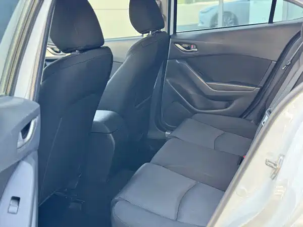 Mazda 3 Axela 2017