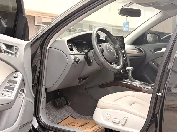 Audi A4L 2013