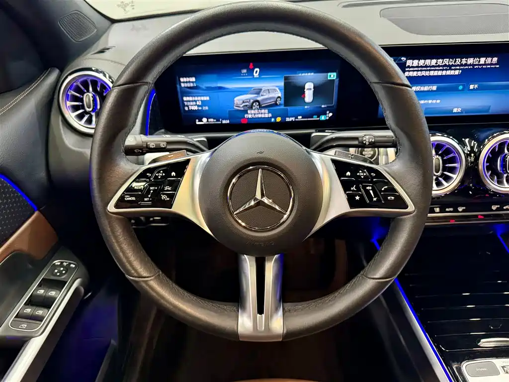 Mercedes-Benz GLB 2024 — фото 15