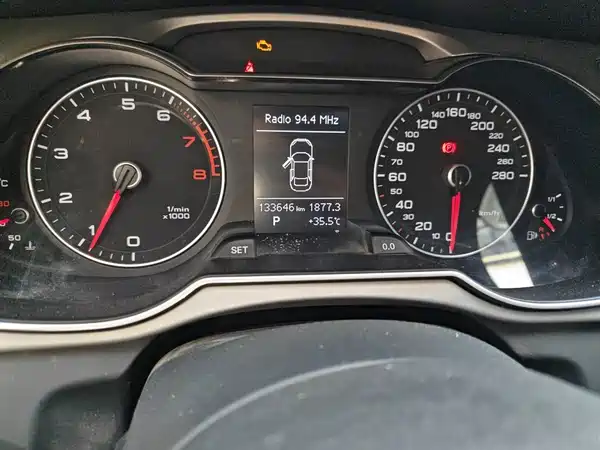 Audi A4L 2015