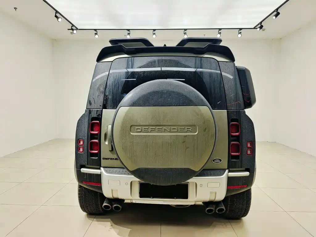 Land Rover Defender 2021 — фото 5