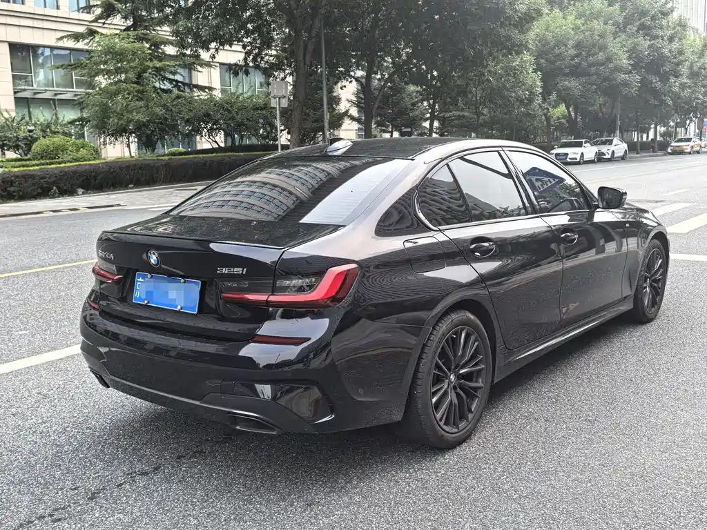 BMW 3 Series 2022